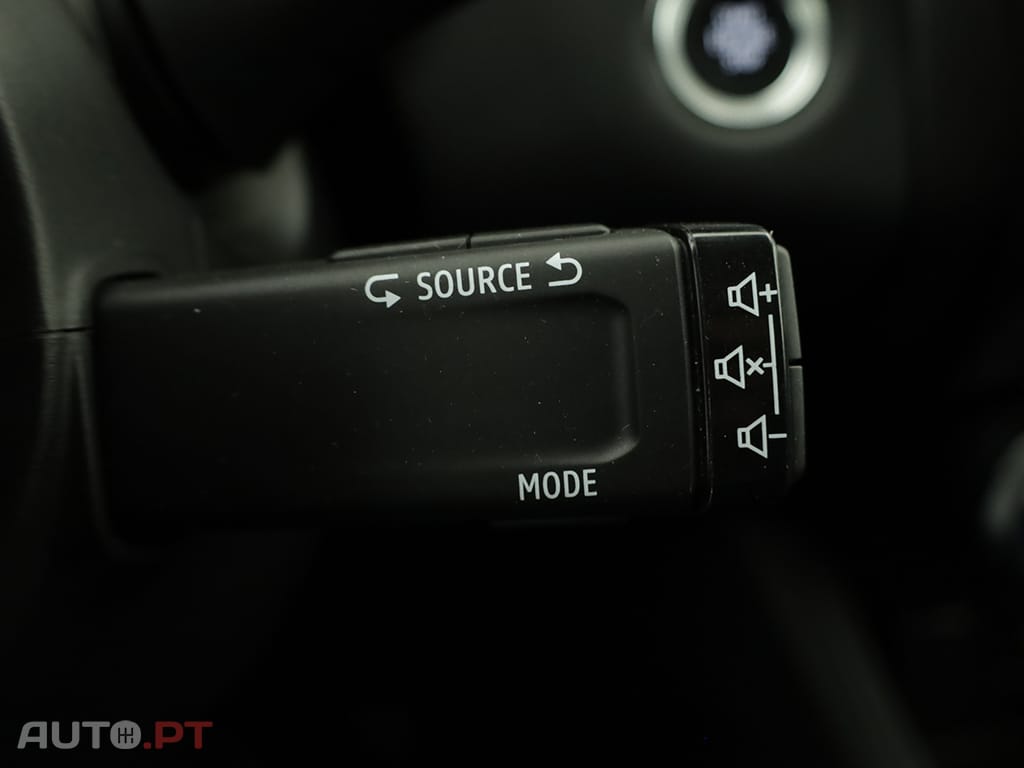 Renault Captur Captur 1.0 TCe Techno Bi-Fuel — fotografia 18