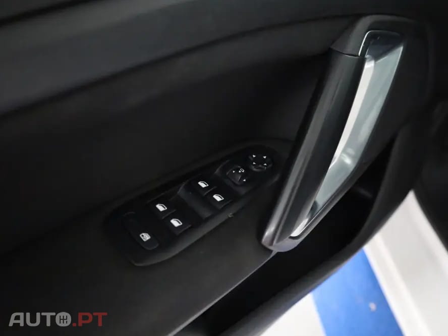 Peugeot 308 SW 1.6 BlueHDi Allure