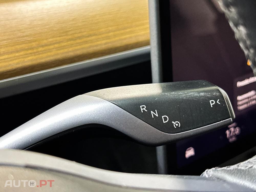 Tesla Model Y Long Range Dual Motor AWD