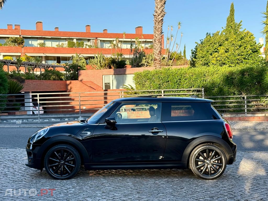 MINI Cooper LCI 3 Cilindros