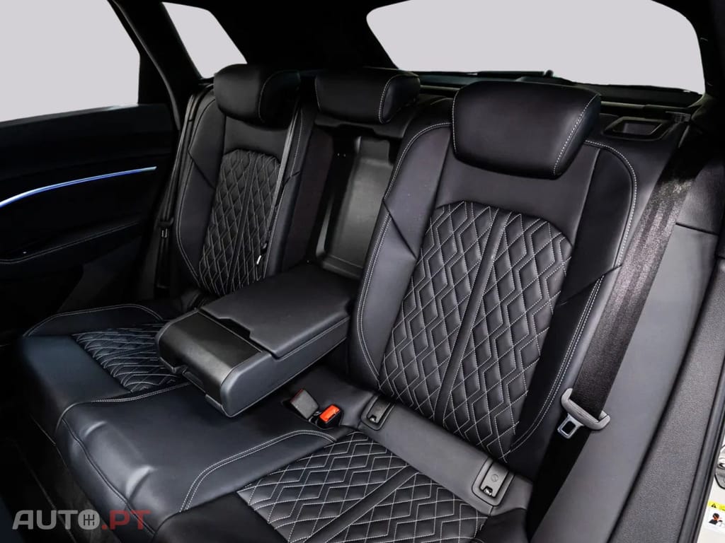 Audi E-Tron I.V.A DEDUTÍVEL S BLACK 22Z.