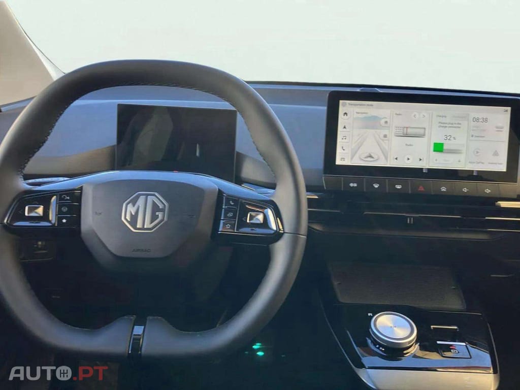 MG MG4 64 kWh Luxury