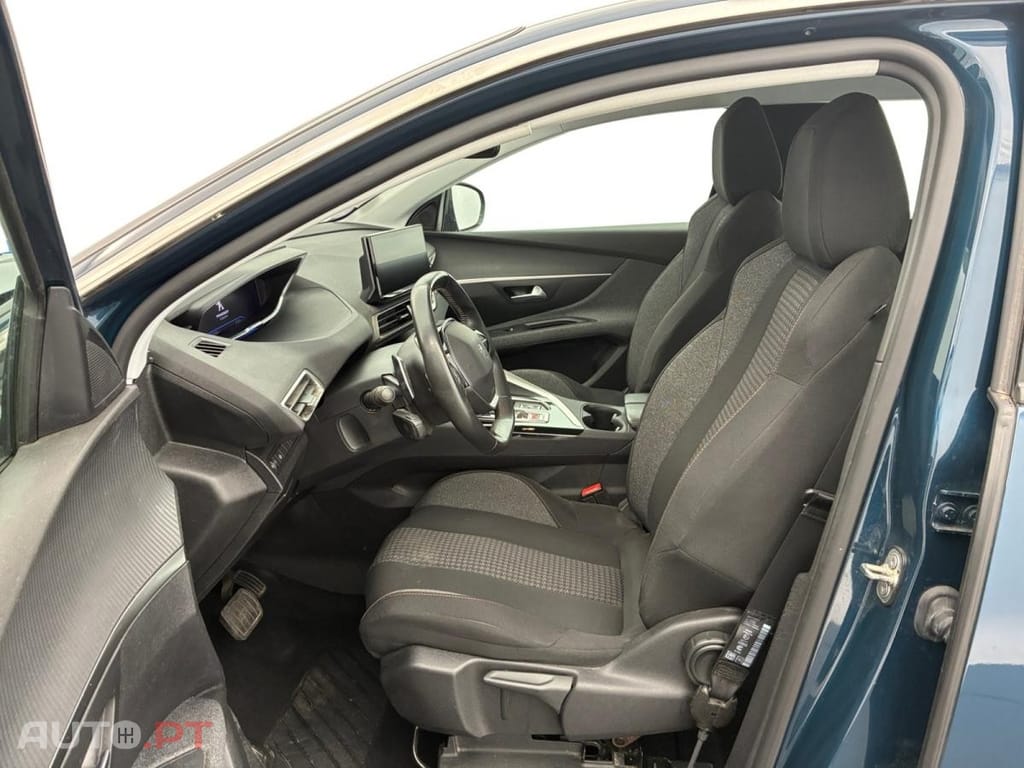 Peugeot 5008 1.2 PureTech Active Pack EAT8