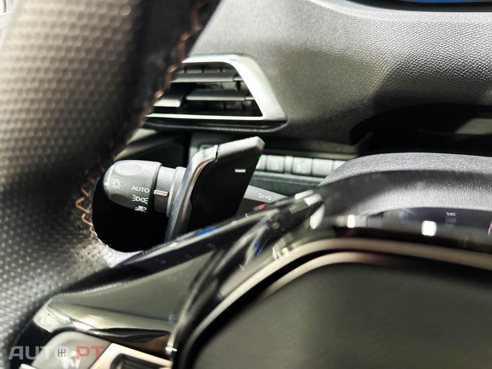 Peugeot 3008 1.6 Hybrid GT Pack e-EAT8