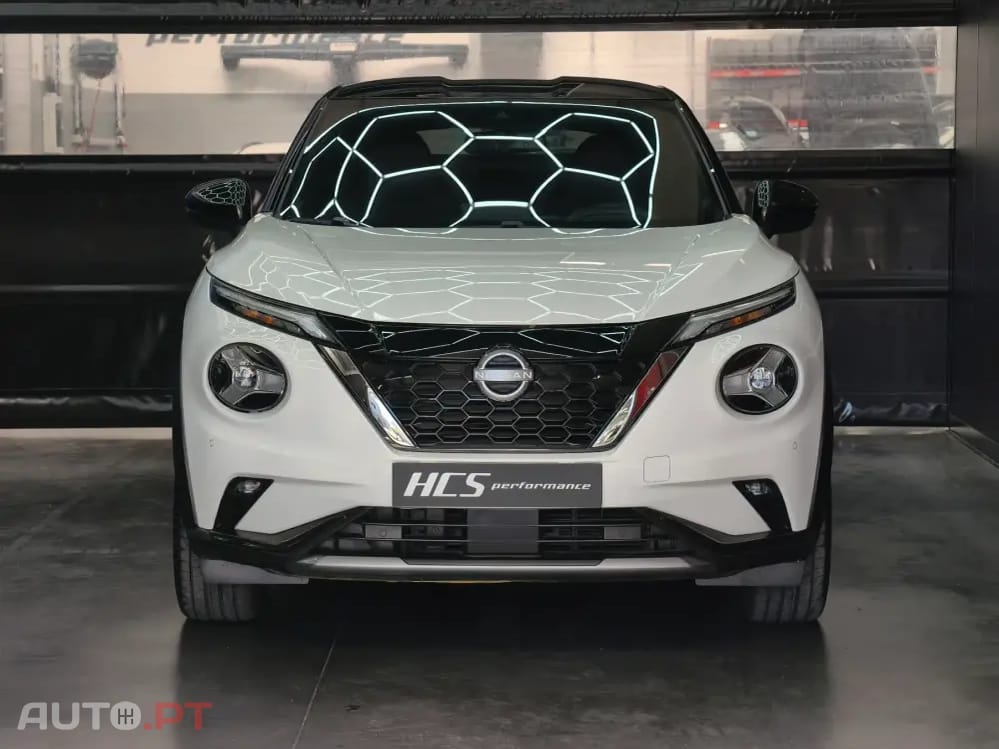 Nissan Juke 1.6 Hybrid N-Design Black