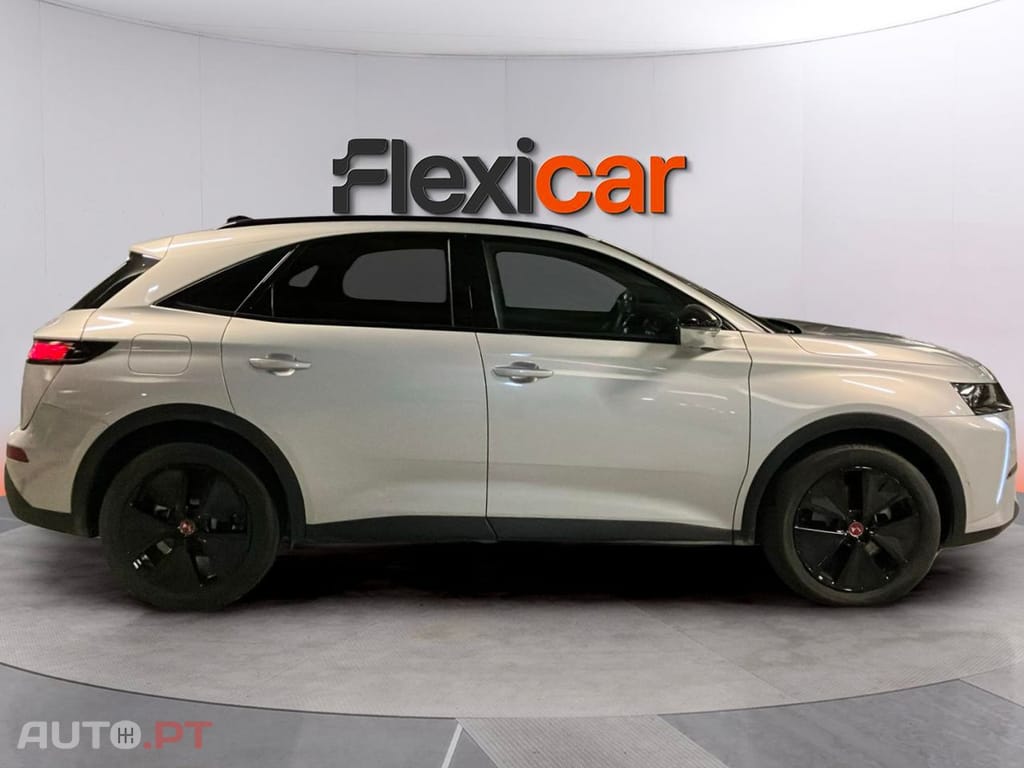 DS DS7 Crossback E-Tense Performance Line EAT8