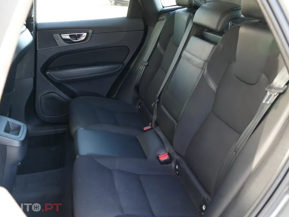 Volvo XC60 2.0 D4 Momentum Geartronic
