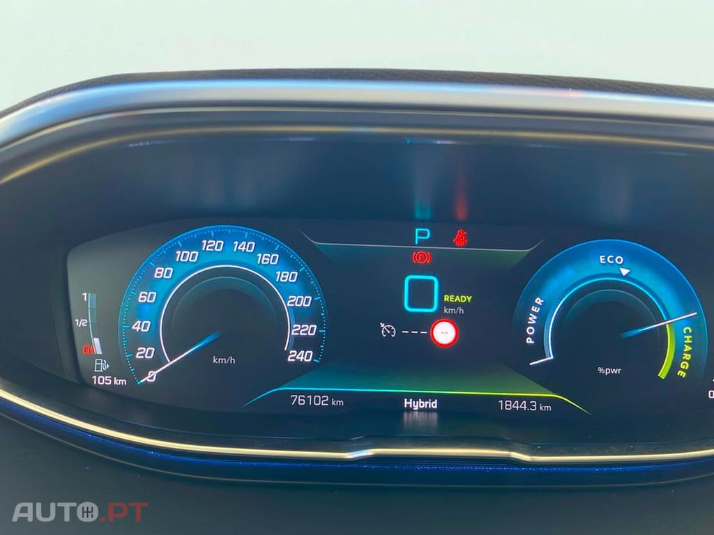 Peugeot 3008 1.6 Hybrid Allure e-EAT8