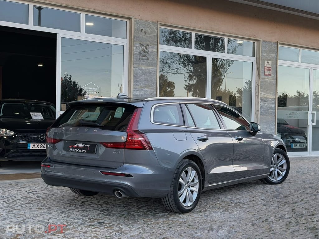 Volvo V60 2.0 D3 Momentum