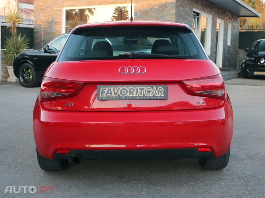 Audi A1 1.6 TDI Advance S-Tronic