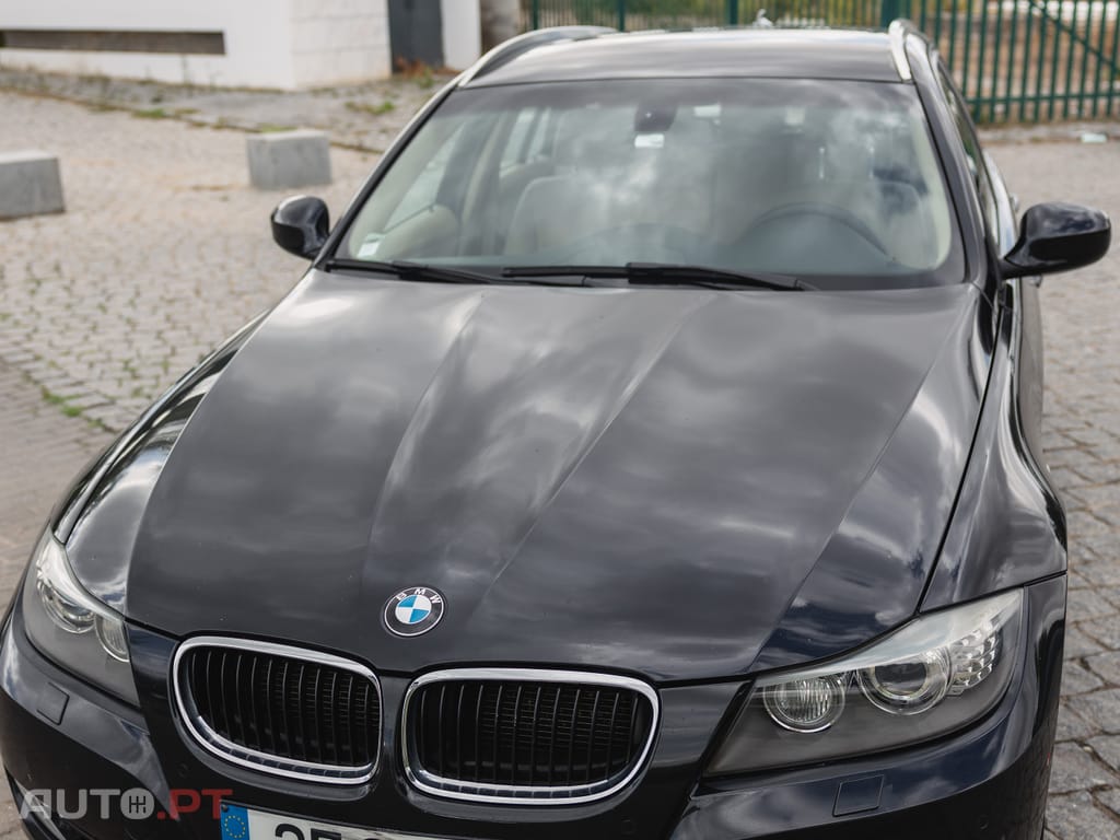 BMW 320 BMW 320d Touring Automatic