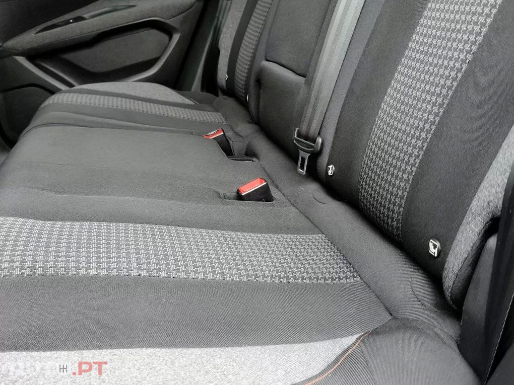 Peugeot 3008 1.5 BlueHDi Allure EAT8