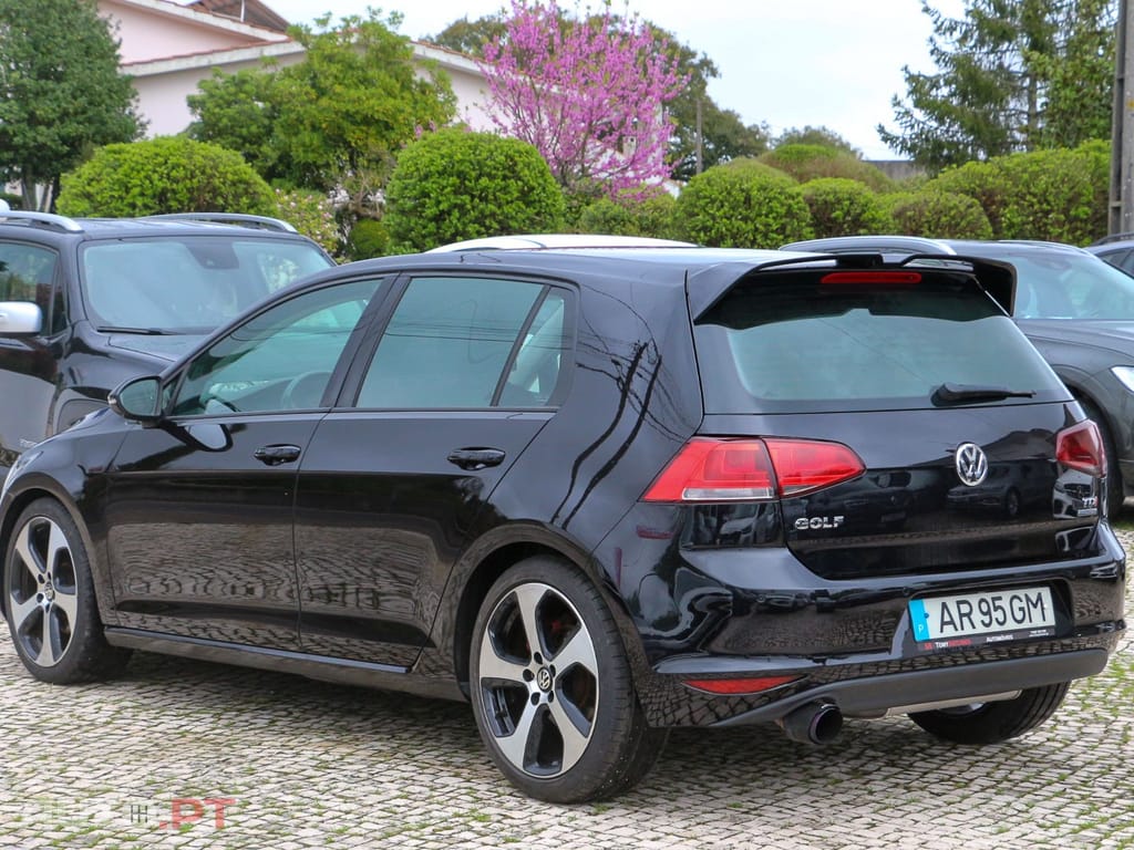 Volkswagen Golf 1.6 TDi Confortline
