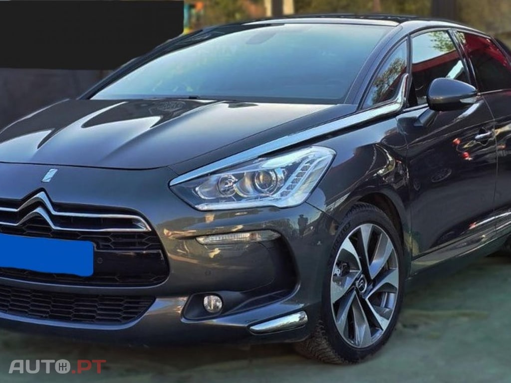 Citroen DS5 2.0 BlueHDi SPORT CHIC