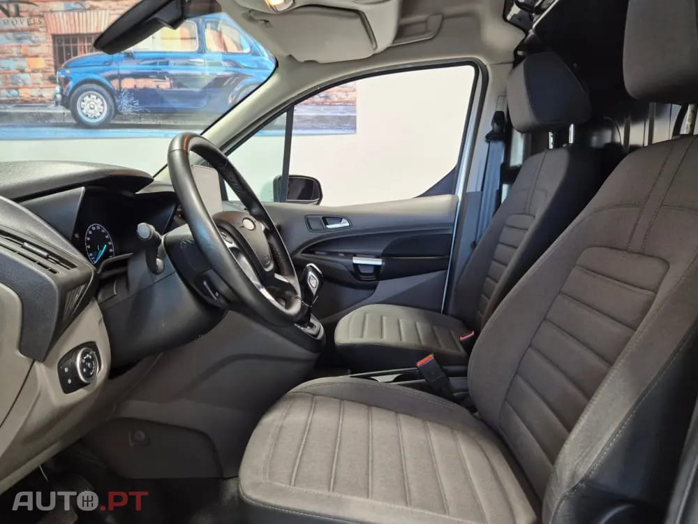Ford Transit Connect Outro