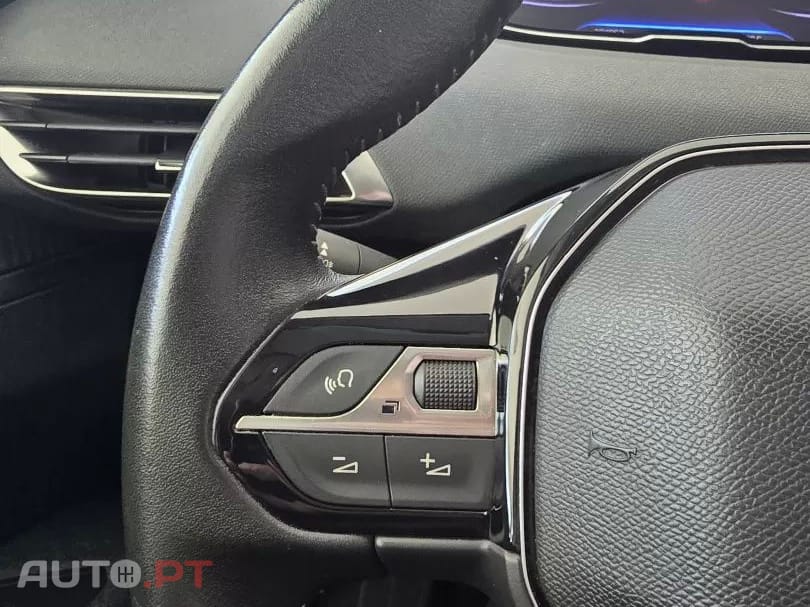 Peugeot 3008 1.5 BlueHDi Active