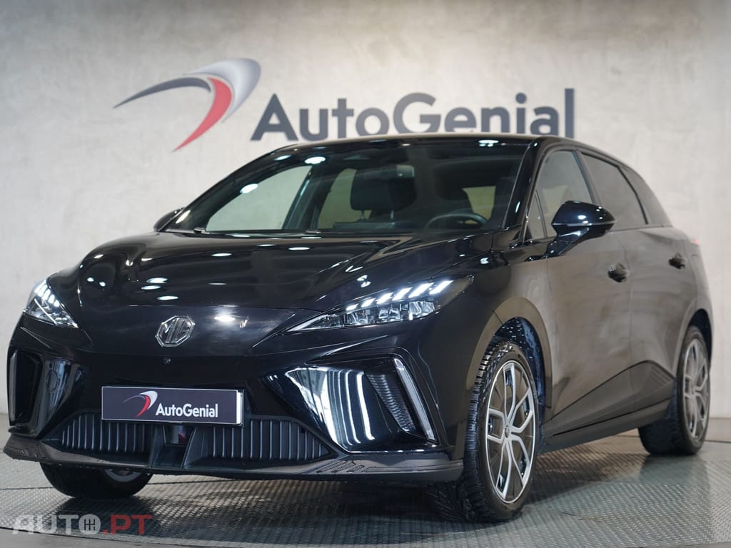 MG MG4 64 kWh Luxury