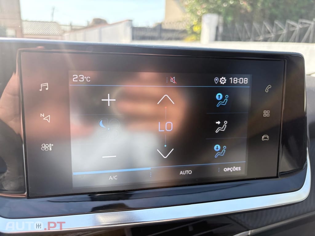 Peugeot 2008 1.2 PureTech Allure