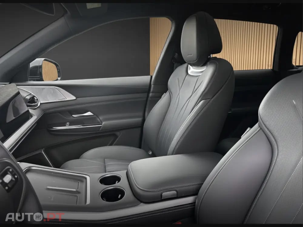 XPeng G9 98 kWh AWD Performance + Pack Premium