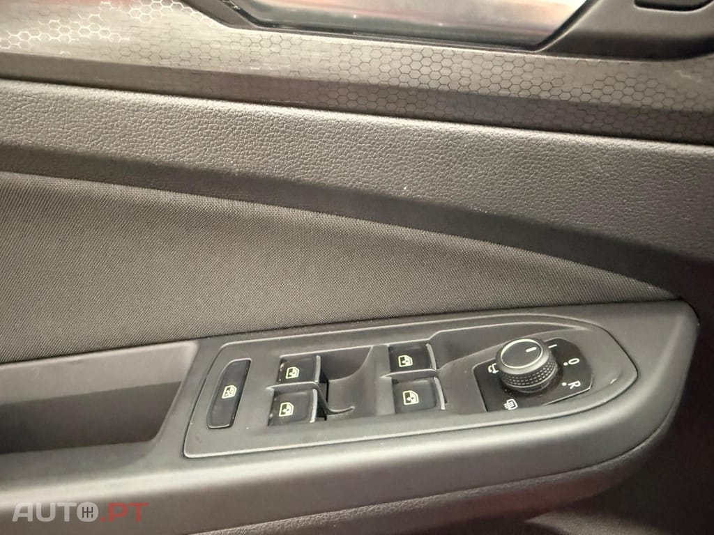 Volkswagen Golf 2.0 TSI GTI DSG