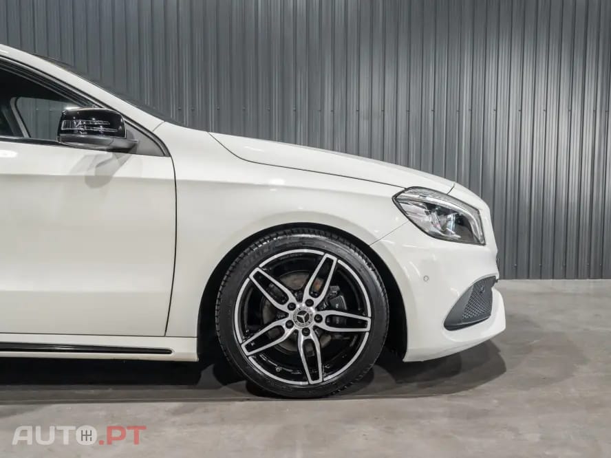 Mercedes-Benz A 180 AMG Line