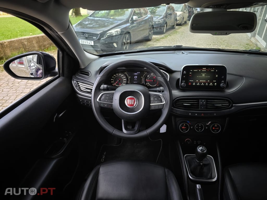 Fiat Tipo 1.3 M-Jet Lounge