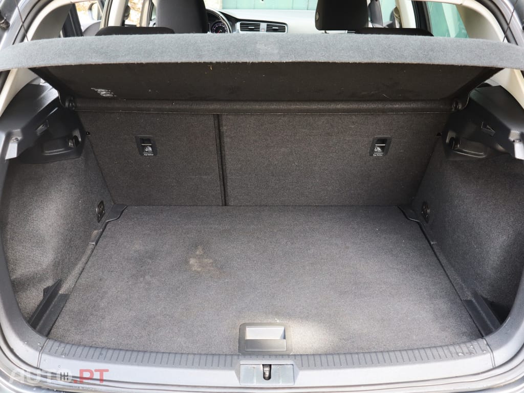 Volkswagen Golf 1.6 TDI Confortline