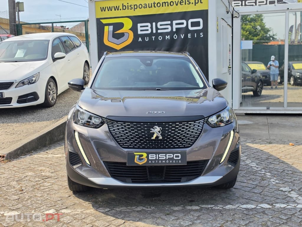 Peugeot 2008 PureTech 100 Allure