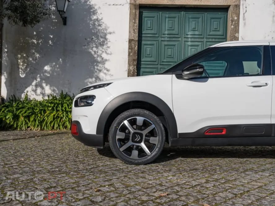 Citroen C4 Cactus 1.2 PureTech Shine