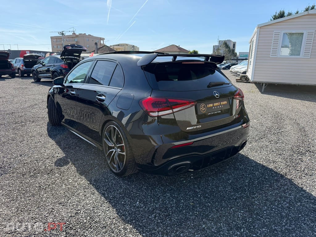 Mercedes-Benz A 35 AMG 4Matic Speedshift DCT 7G