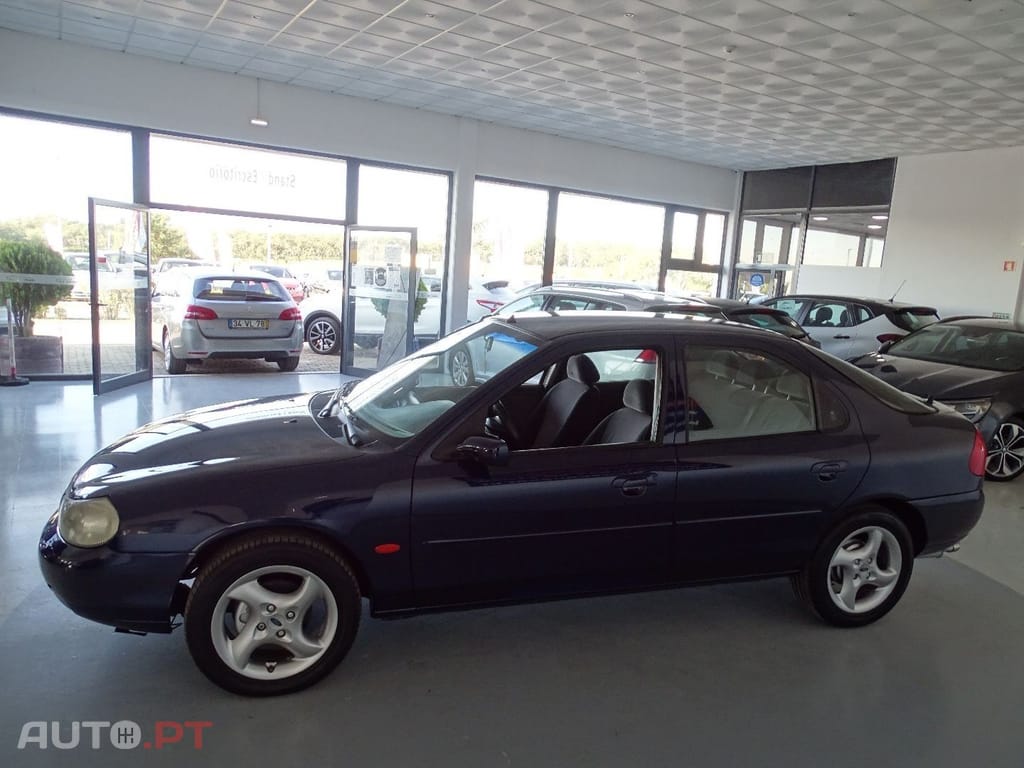 Ford Mondeo 1.8 TD Ghia