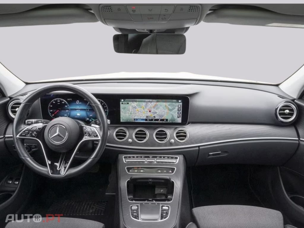 Mercedes-Benz E 300 I.V.A DEDUTIVEL  e T AVANTGARDE