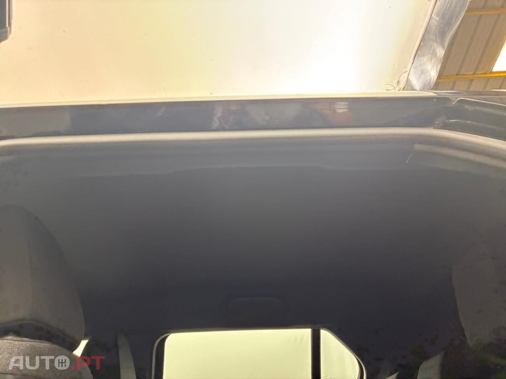 Peugeot 2008 1.2 PureTech Active Pack