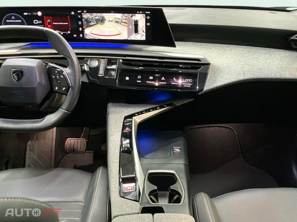 Peugeot 3008 1.2 Hybrid Allure e-DCS6