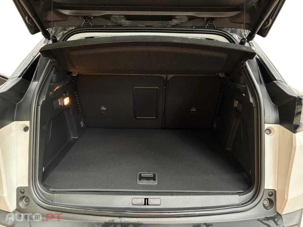 Peugeot 3008 1.6 Hybrid Allure Pack e-EAT8