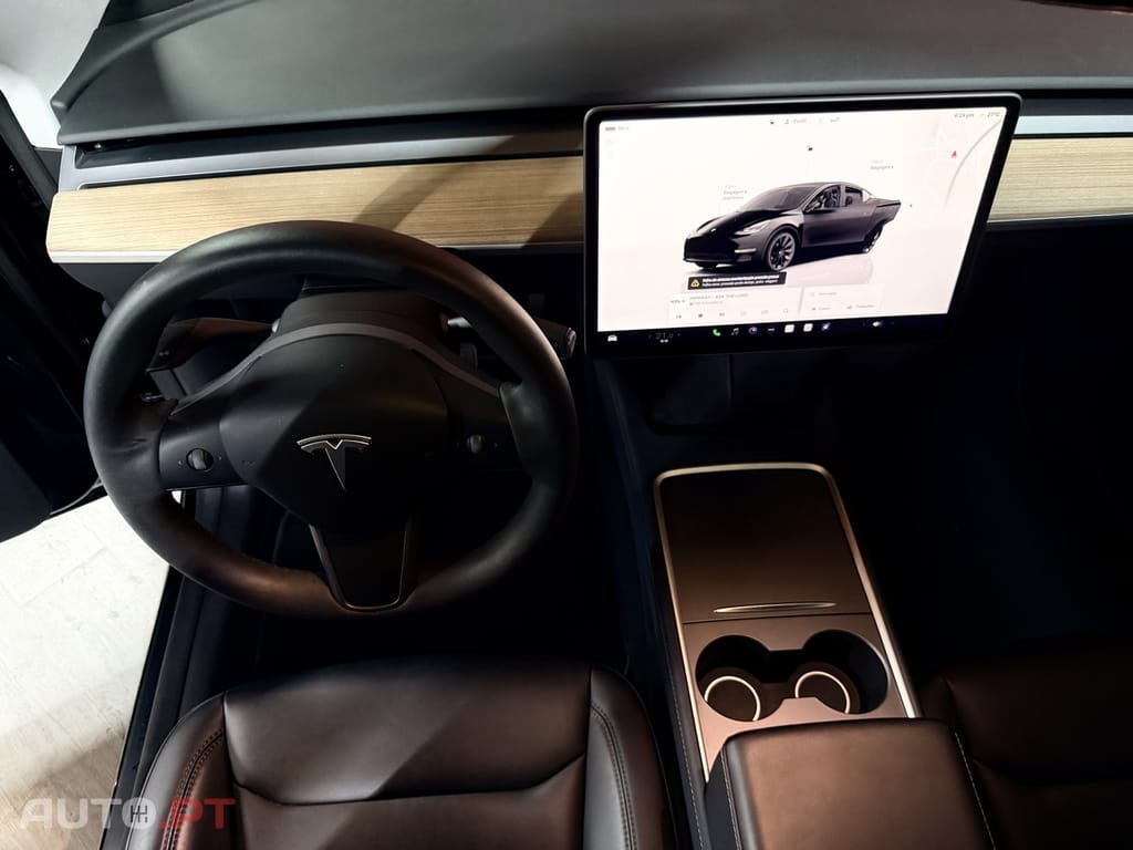 Tesla Model Y Long Range Tração Integral