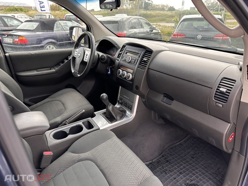 Nissan Navara 2.5 dCi 4WD (D40TT, D40T, D40M, D40BB)