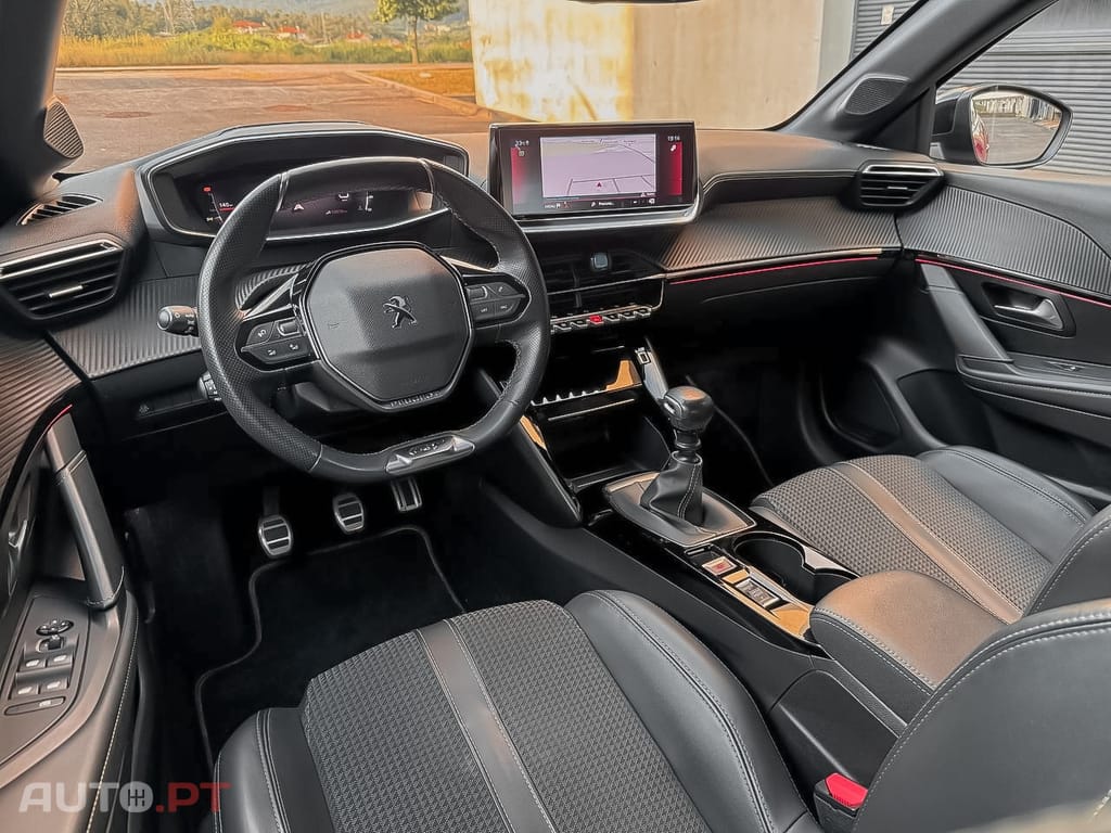 Peugeot 208 1.2 PureTech GT Line