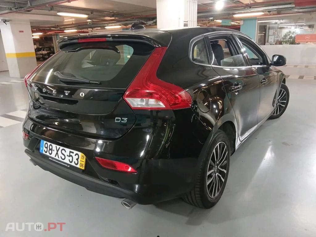 Volvo V40 2.0 D3 Momentum