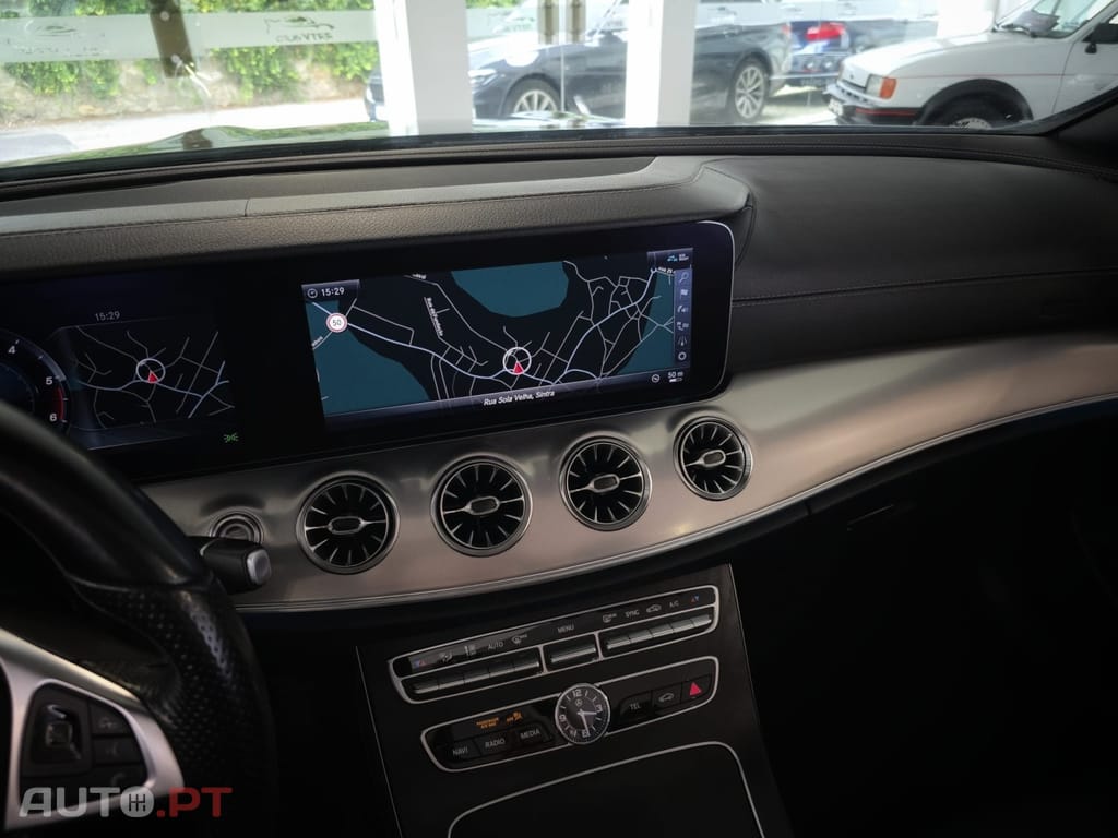 Mercedes-Benz E 220 d AMG Line