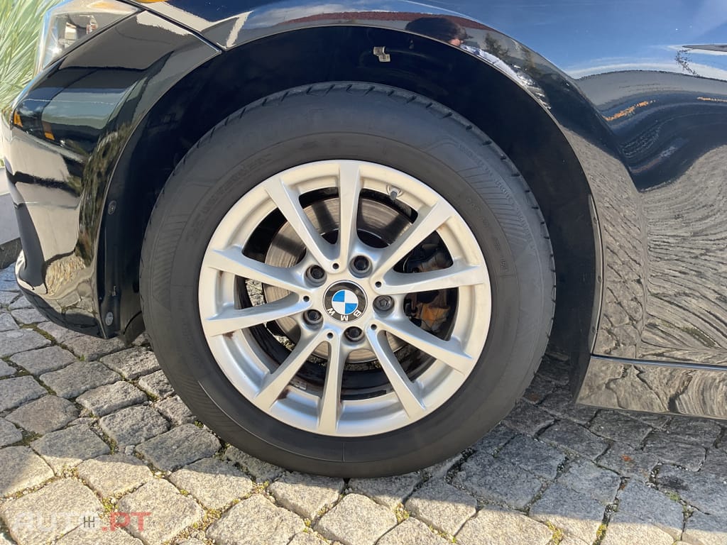 BMW 318 d Touring Line Sport