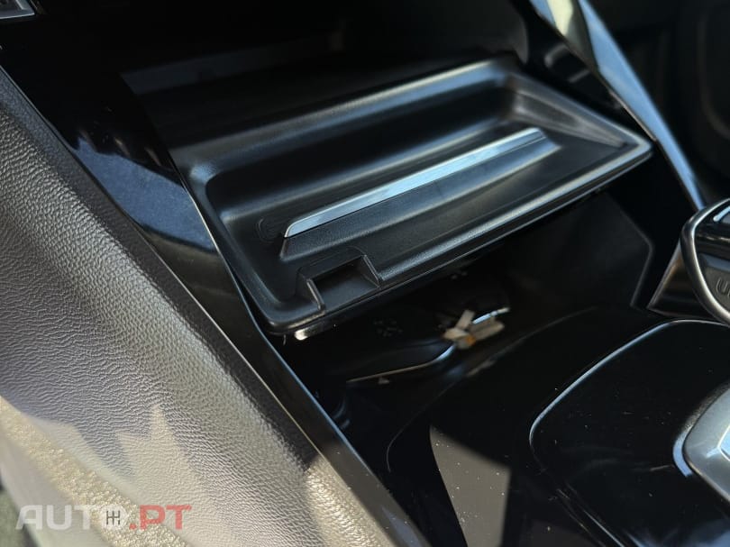 Peugeot 2008 1.2 PureTech Allure Pack EAT8