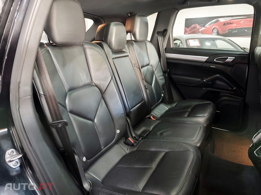 Porsche Cayenne S Hybrid