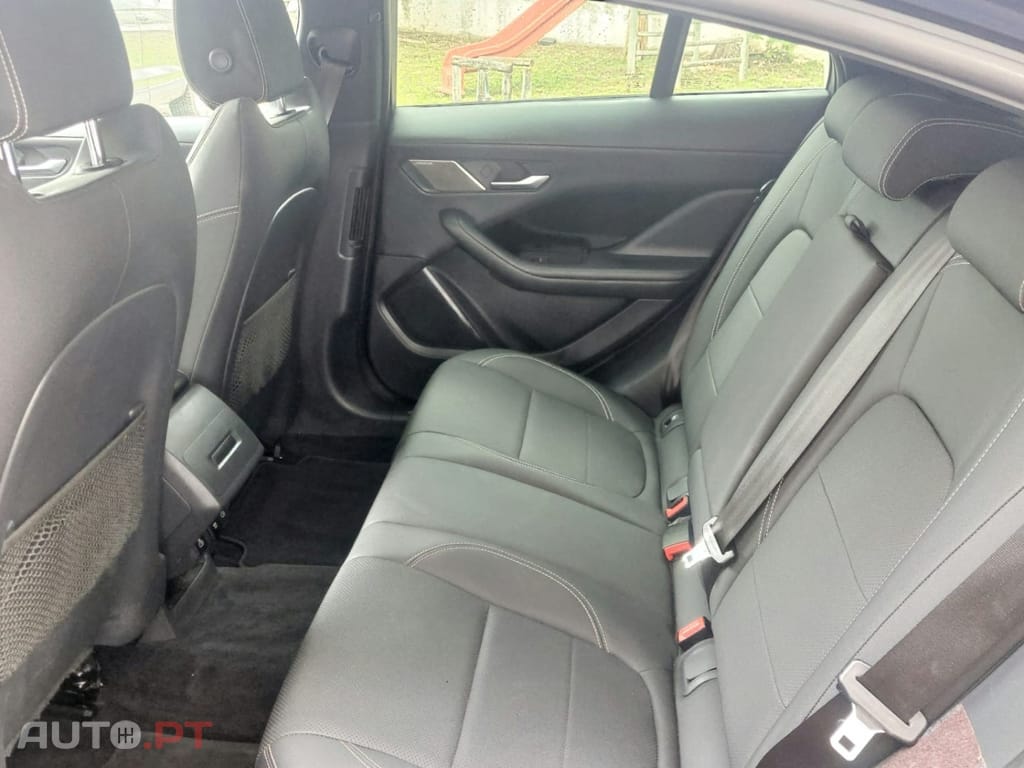 Jaguar I-Pace EV320 AWD SE