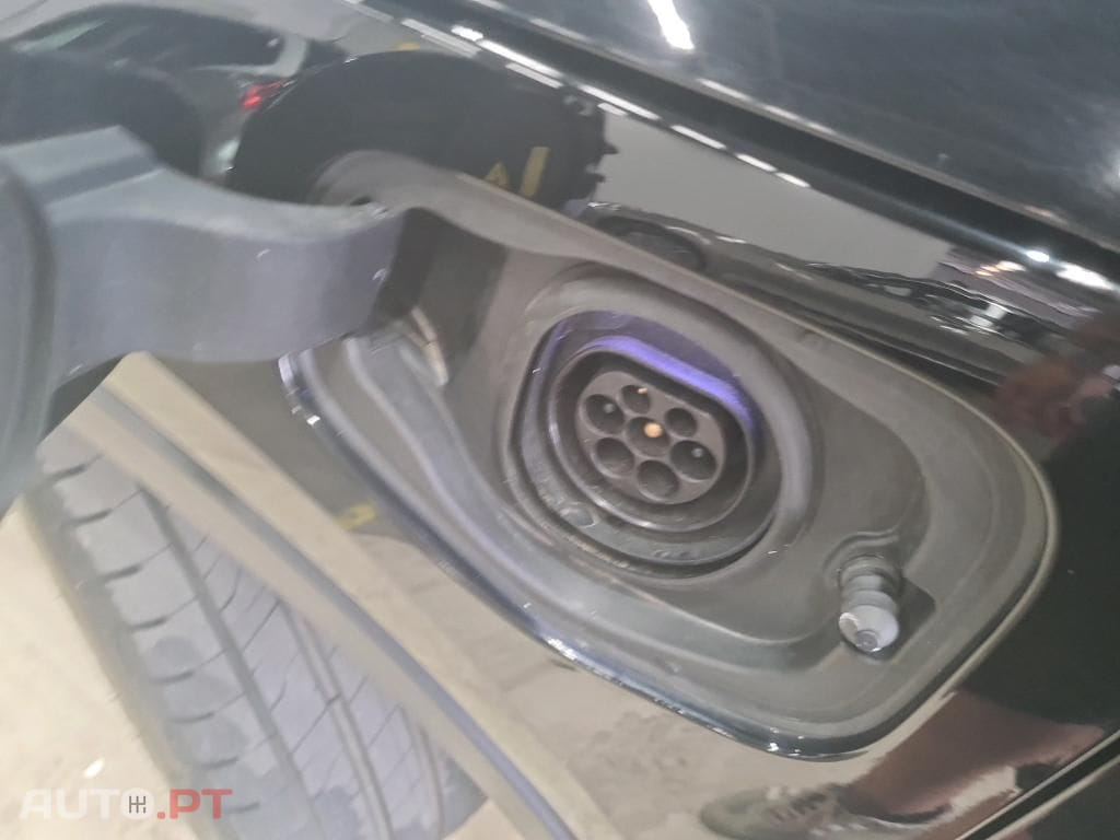 Volvo XC40 1.5 T4 PHEV Core