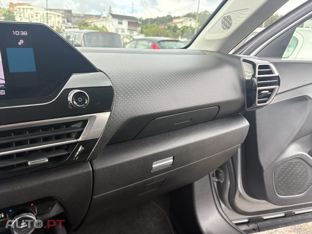 Citroen C4 1.2 PureTech Feel Pack EAT8