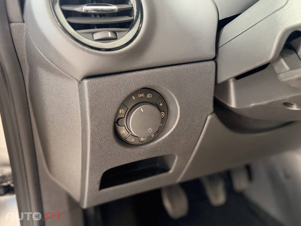 Opel Corsa 1.2 Enjoy