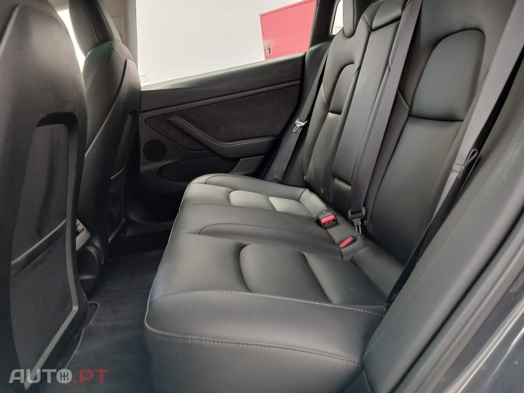 Tesla Model 3 Long Range Tração Traseira