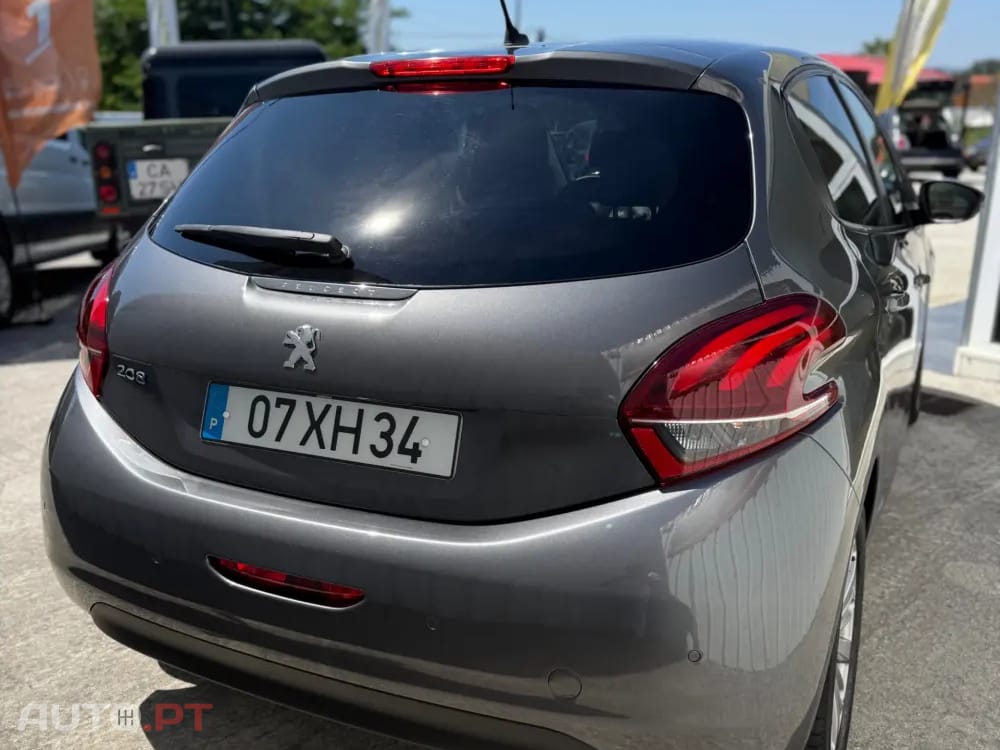 Peugeot 208 1.2 PureTech Style