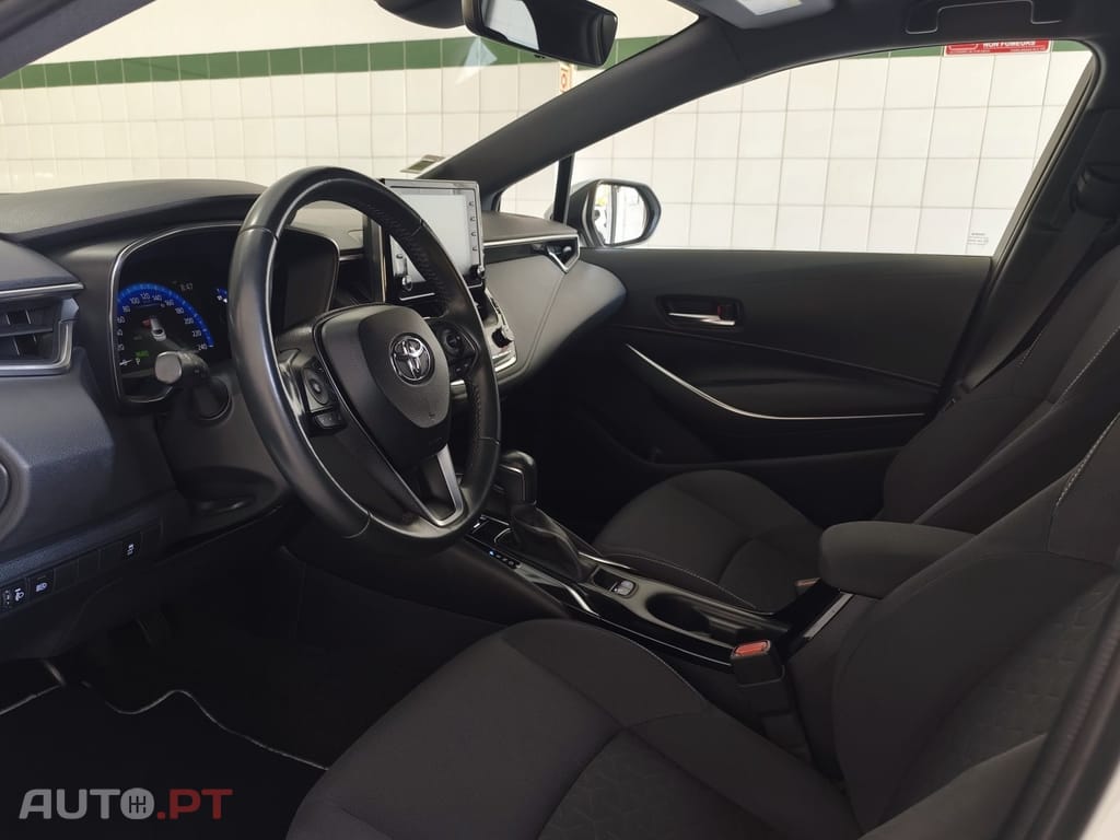 Toyota Corolla Touring Sports 1.8 Hybrid Comfort+P.Sport